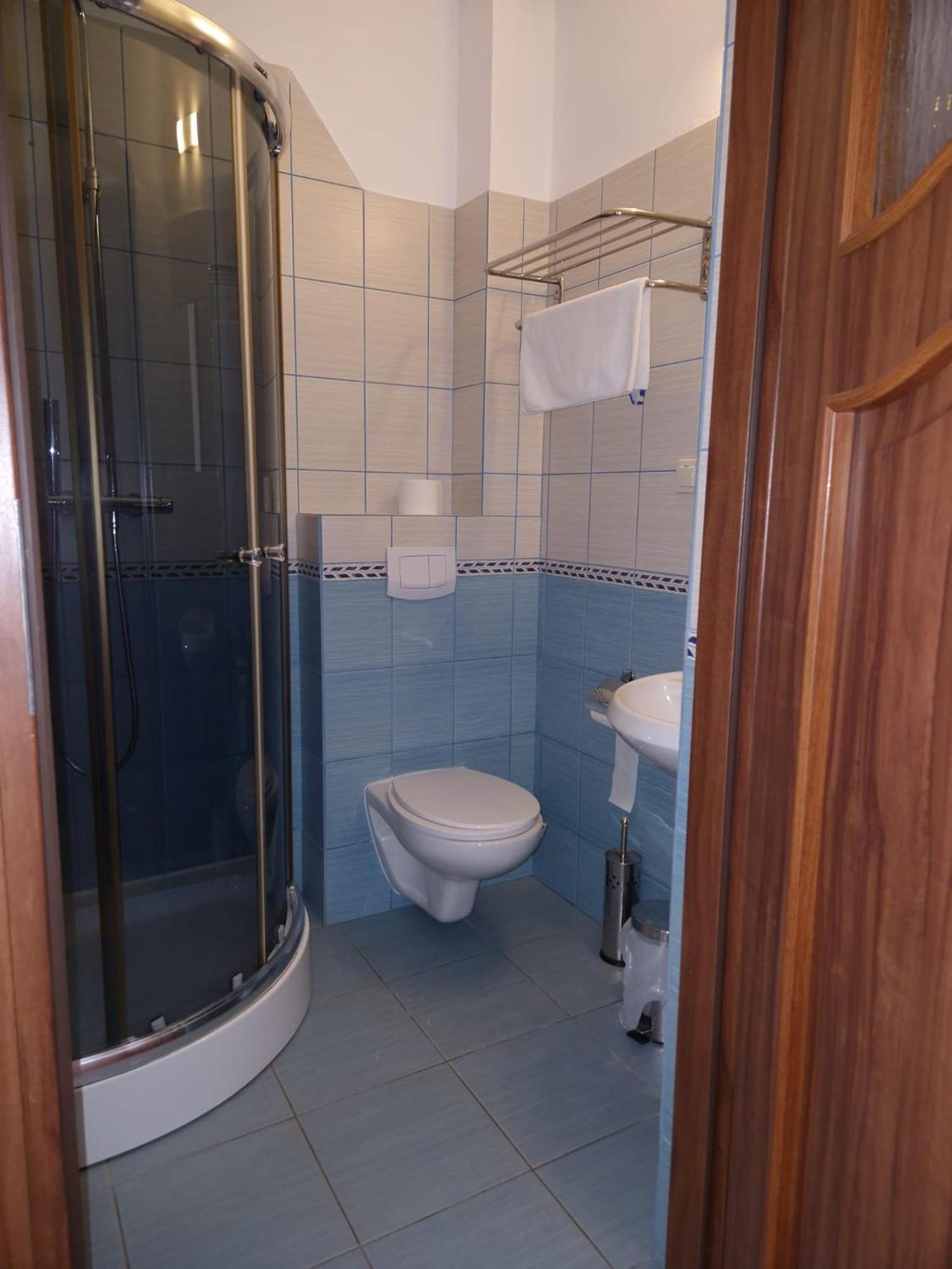 Hotelik Ustrzycki Устшики Долне Екстериор снимка