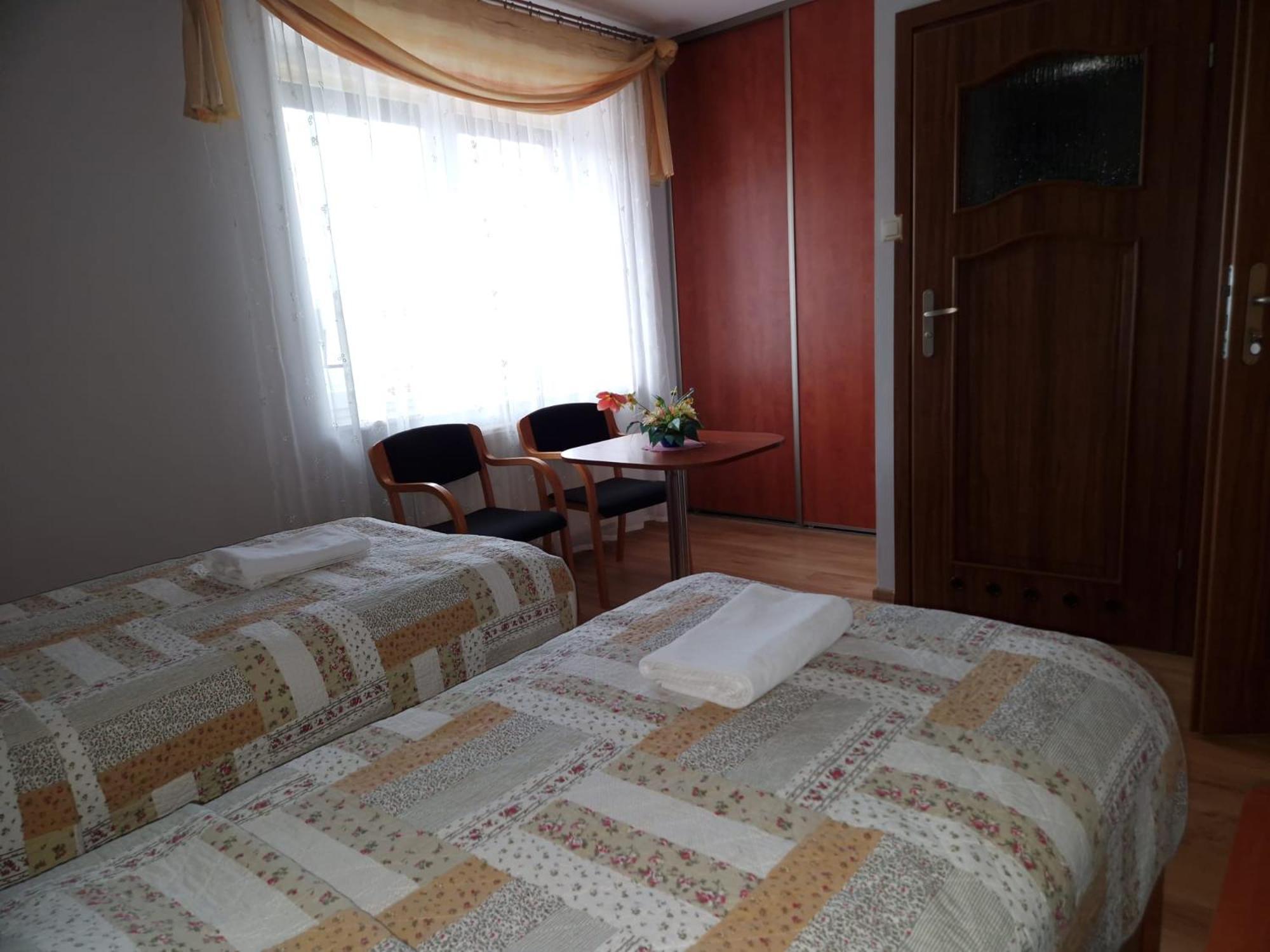 Hotelik Ustrzycki Устшики Долне Екстериор снимка