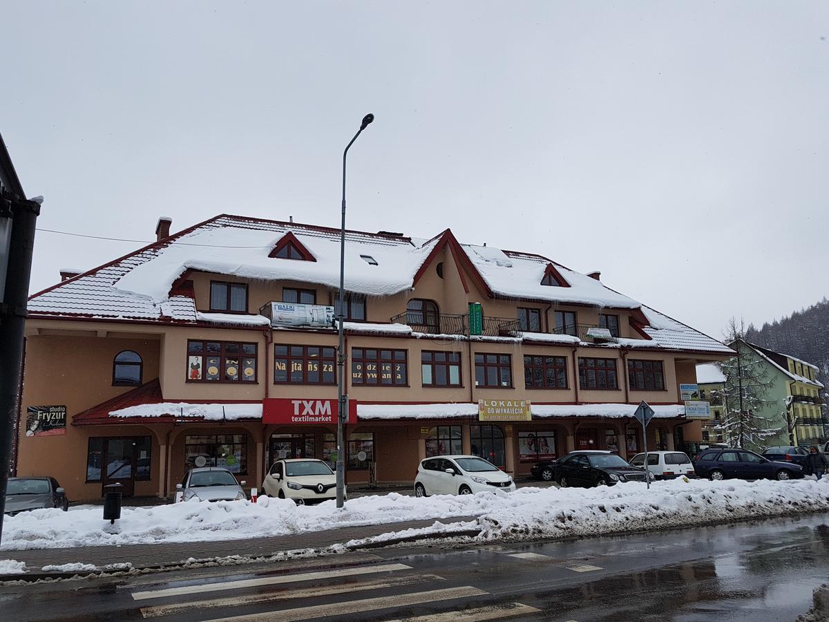 Hotelik Ustrzycki Устшики Долне Екстериор снимка